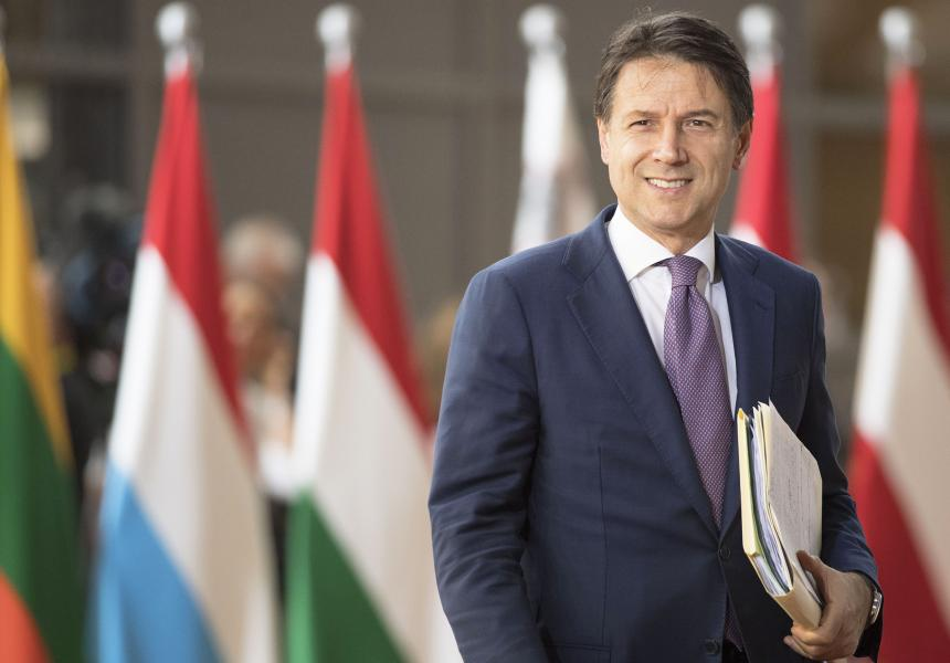 Ripartenza economica: 2 italiani su 3 non hanno fiducia nel Governo Conte